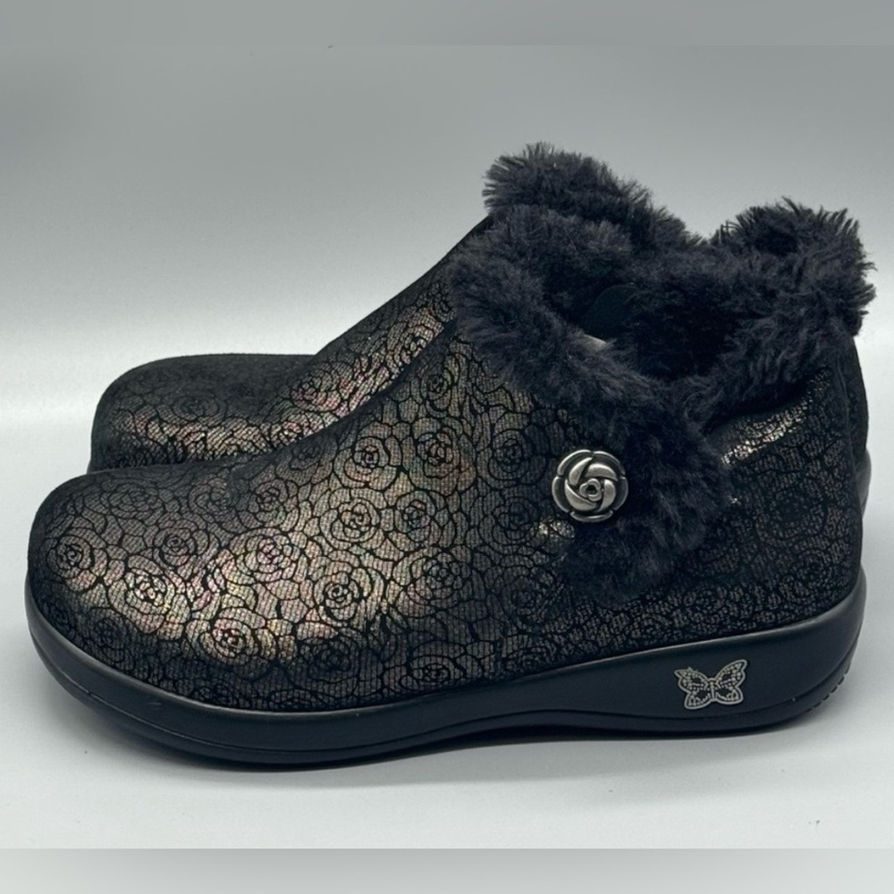 Alegria America Black Floral Tooled  Fur Lined Ankle Boots New No Tags